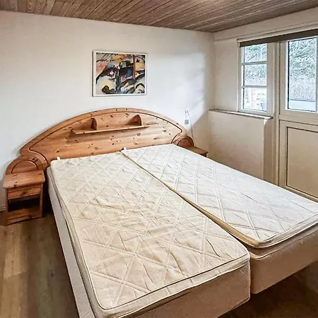 4 Bedroom Amazing In Semesterbostad