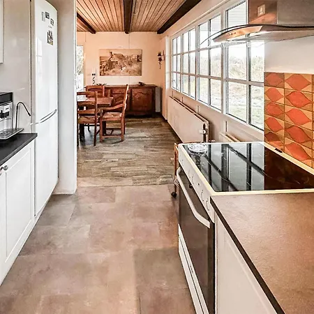 4 Bedroom Amazing In *