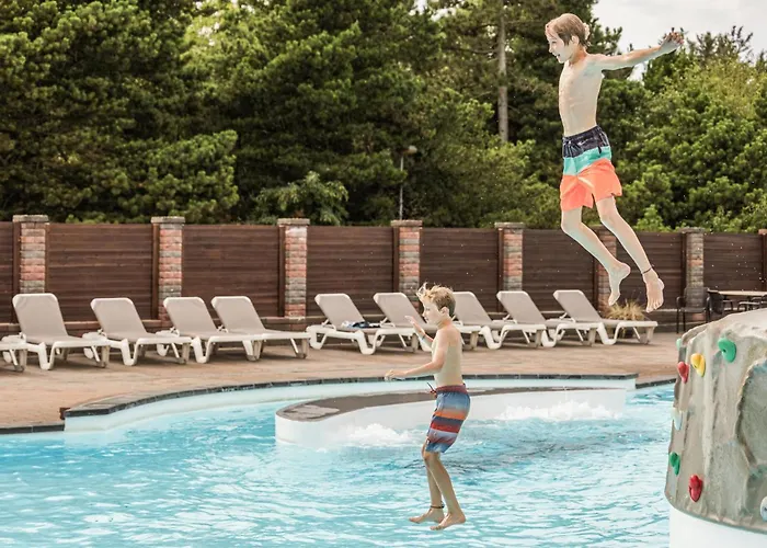 Semesterbostad 4 Bedroom Amazing In